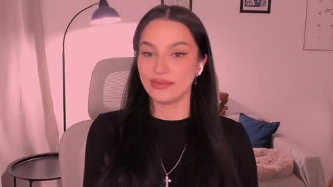 whoislulu online show from 8, 4, 2026