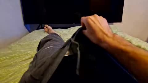 whoknowssomeone online show from 7, 11, 2025