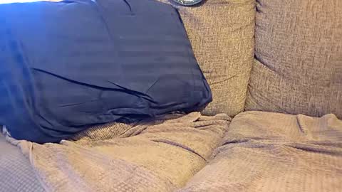 whorekneeweeny online show from 30, 3, 2026