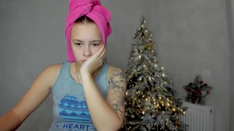 Veronica online show from 2, 1, 2025