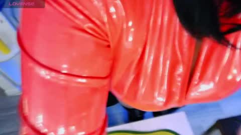 Snapshot of wickedxqueen chatting on 5, 4, 2026 Laura online show from 5, 4, 2026