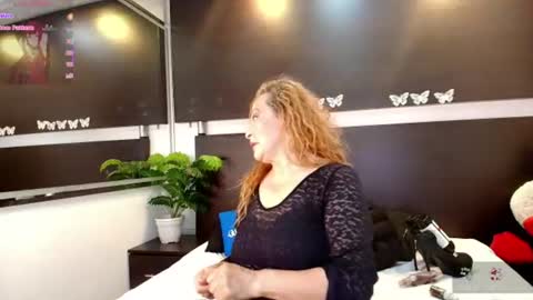 Snapshot of wife_mature chatting on 9, 7, 2026 sussy online show from 9, 7, 2026