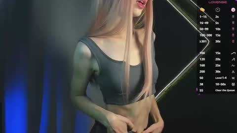 Snapshot of wild_chery chatting on 8, 10, 2025 wild_chery online show from 8, 10, 2025