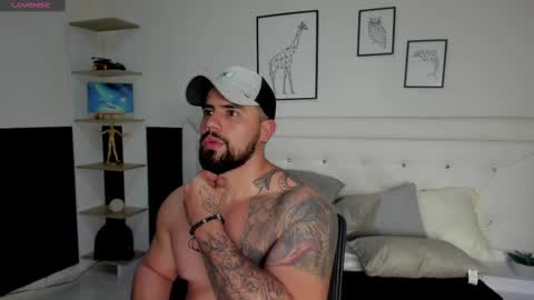 Devon and Chloe online show from 5, 3, 2025