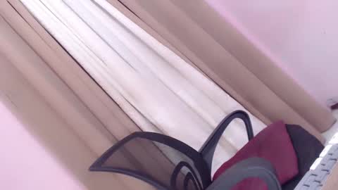 Snapshot of wildbarbie_69 chatting on 27, 11, 2025 barbs online show from 27, 11, 2025