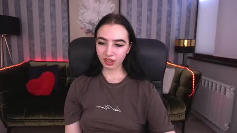 Alena online show from 12, 3, 2025