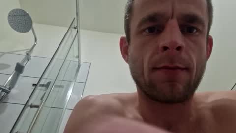 wildmike93 online show from 9, 3, 2026