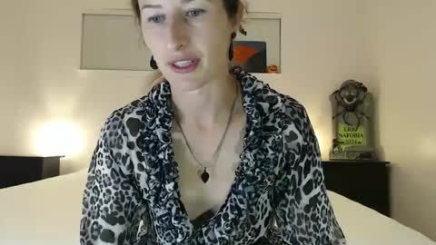 WildRose L - check my Pinned tweet if you dont see me online within 5 minutes after Ive sent email notifications online show from 9, 10, 2025