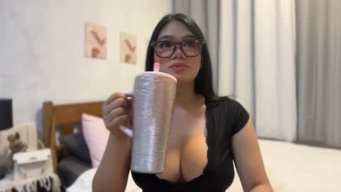 Ms Lucy online show from 31, 3, 2026