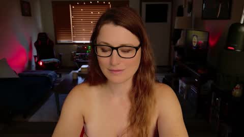 Ivy online show from 14, 10, 2025