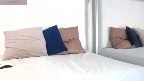 Snapshot of willow_smitt_ chatting on 17, 12, 2025 luna online show from 17, 12, 2025