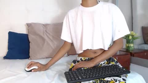 Snapshot of willow_smitt_ chatting on 6, 1, 2026 luna online show from 6, 1, 2026