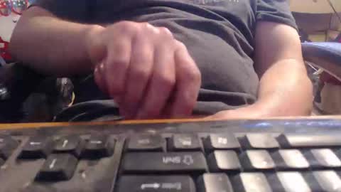 Snapshot of willowstick chatting on 27, 4, 2026 DrainMyBalls online show from 27, 4, 2026