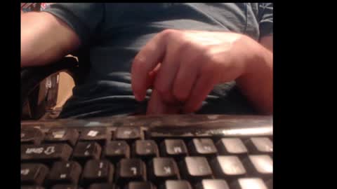 Snapshot of willowstick chatting on 4, 7, 2026 DrainMyBalls online show from 4, 7, 2026