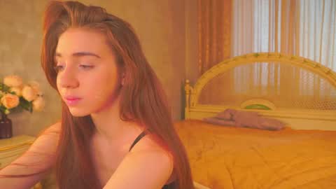 Lillian online show from 23, 4, 2026