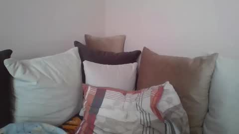 Snapshot of winston1982q chatting on 1, 3, 2026 winston1982q online show from 1, 3, 2026