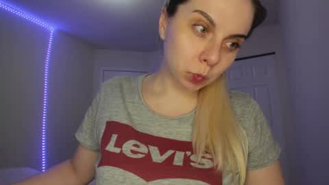 Winter Miracle online show from 25, 2, 2025