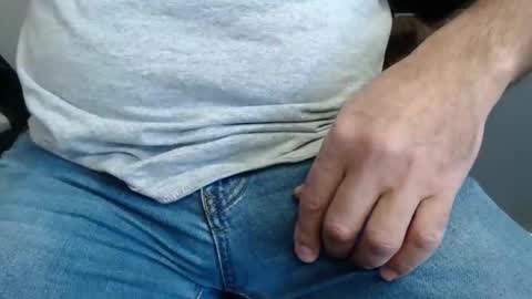 Snapshot of wisanonymousman chatting on 5, 11, 2025 Wisa Randy online show from 5, 11, 2025