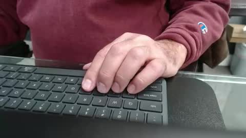 Snapshot of wisanonymousman chatting on 12, 11, 2025 Wisa Randy online show from 12, 11, 2025