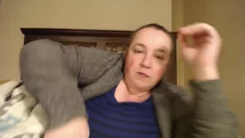 Annie online show from 20, 2, 2025