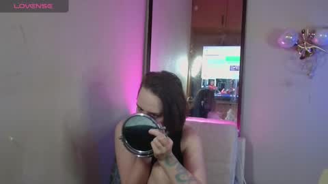 Kiara online show from 5, 3, 2025