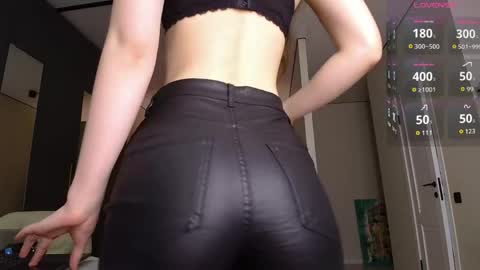 Isobelle online show from 17, 4, 2026