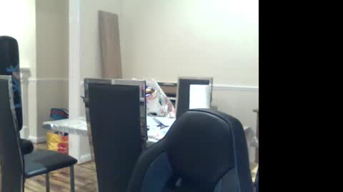 Snapshot of wobble444 chatting on 25, 1, 2025 wobble444 online show from 25, 1, 2025