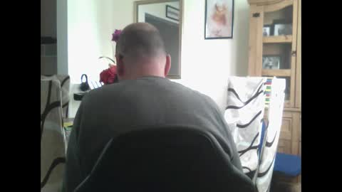 Snapshot of wobble444 chatting on 2, 12, 2025 wobble444 online show from 2, 12, 2025