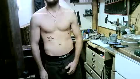 Snapshot of wolf021221 chatting on 16, 11, 2025 wolf021221 online show from 16, 11, 2025