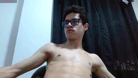  W O L F  online show from 12, 11, 2025