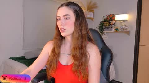 Snapshot of wolfsfoster chatting on 26, 9, 2025 online show from 26, 9, 2025