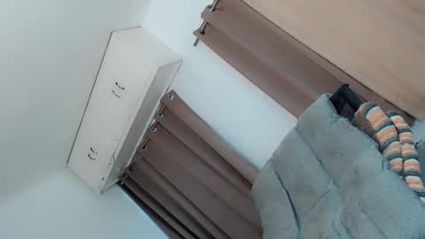 Snapshot of womanoflove chatting on 31, 10, 2025 Jexie online show from 31, 10, 2025