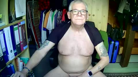 Snapshot of wonneprop10 chatting on 2, 4, 2026 Always Horny online show from 2, 4, 2026