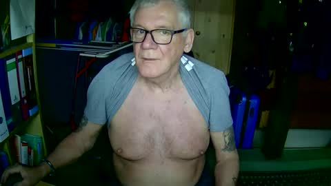 Snapshot of wonneprop10 chatting on 9, 4, 2026 Always Horny online show from 9, 4, 2026