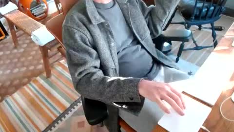 Chuck online show from 8, 4, 2026