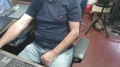 woodworker6473 online show from 6, 1, 2026