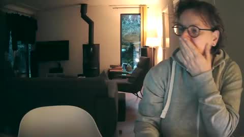 woodwurm and Snoeske online show from 7, 2, 2025