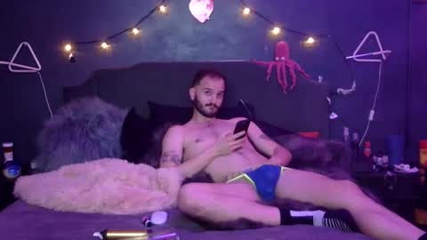 wooferpig online show from 20, 12, 2025