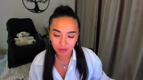 Snapshot of worldofkim chatting on 10, 9, 2025 dudetta Kim online show from 10, 9, 2025