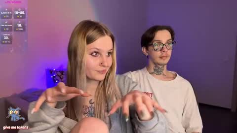 Snapshot of worldofllove chatting on 23, 1, 2025 Arnika and Simon online show from 23, 1, 2025