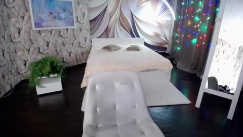 Snapshot of wow_co chatting on 13, 1, 2025 wow_co online show from 13, 1, 2025