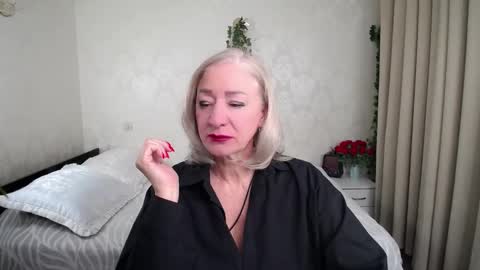 Snapshot of wow_co chatting on 12, 2, 2026 wow_co online show from 12, 2, 2026