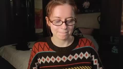 Snapshot of wow_luvng chatting on 30, 4, 2026 Rebecy online show from 30, 4, 2026