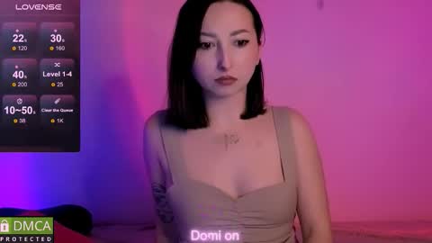 Snapshot of wow_sue chatting on 30, 11, 2025 Sue online show from 30, 11, 2025