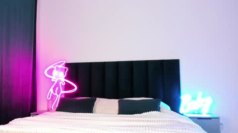 Emi online show from 5, 12, 2024