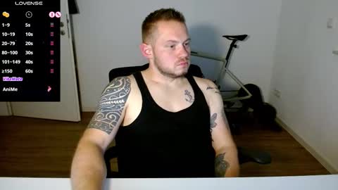 Snapshot of x19marco93x chatting on 12, 11, 2025 x19marco93x online show from 12, 11, 2025