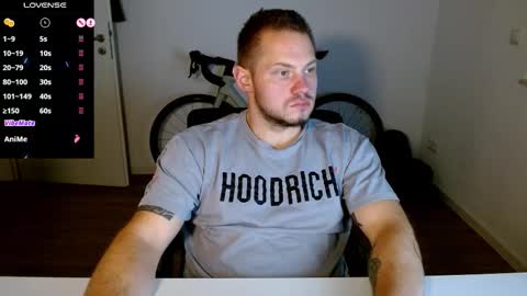 Snapshot of x19marco93x chatting on 21, 11, 2025 x19marco93x online show from 21, 11, 2025