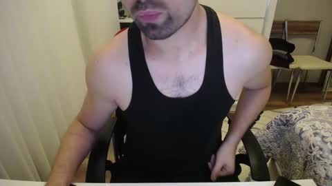 Snapshot of x_____0_____x chatting on 18, 1, 2026 Mr. Lonely online show from 18, 1, 2026