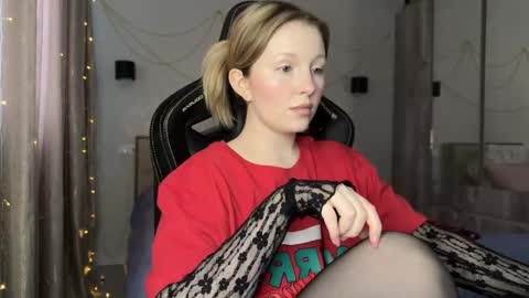 Snapshot of x__ivy_x chatting on 27, 12, 2024 eva online show from 27, 12, 2024