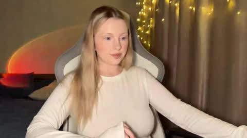 Snapshot of x__ivy_x chatting on 20, 12, 2025 eva online show from 20, 12, 2025